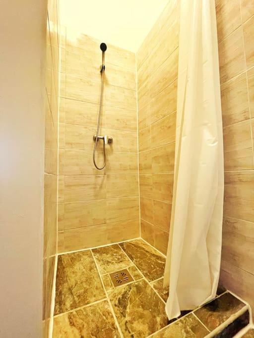 Central Spacious Flat Budapest Eksteriør bilde