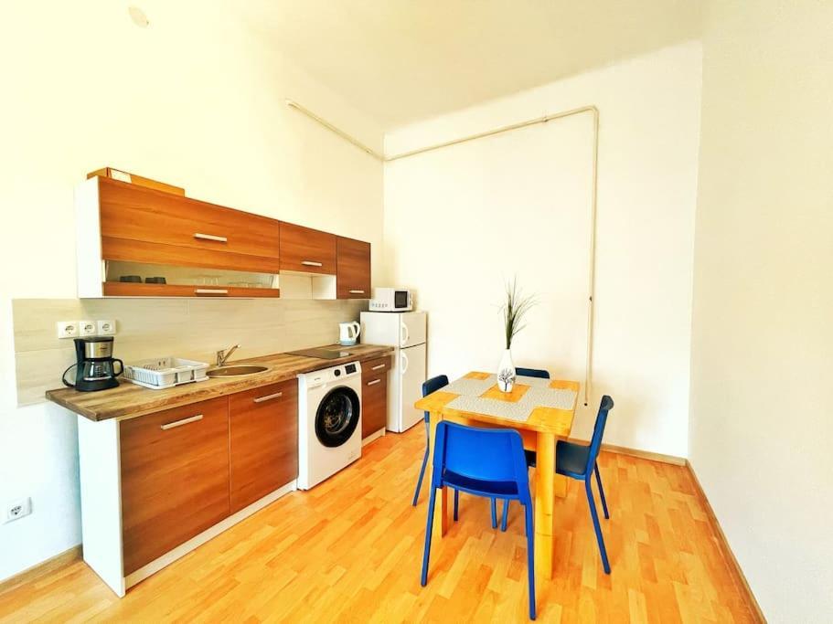 Central Spacious Flat Budapest Eksteriør bilde